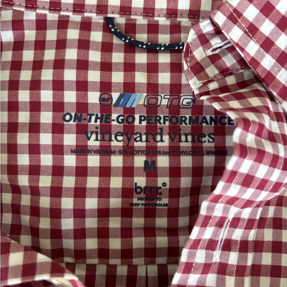 Vineyard Vines On The Go Performance Button Down - image 3